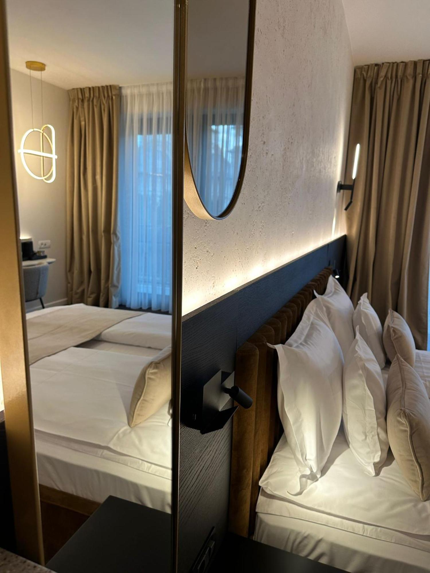 Element Hotel Gyulafehérvár Kültér fotó