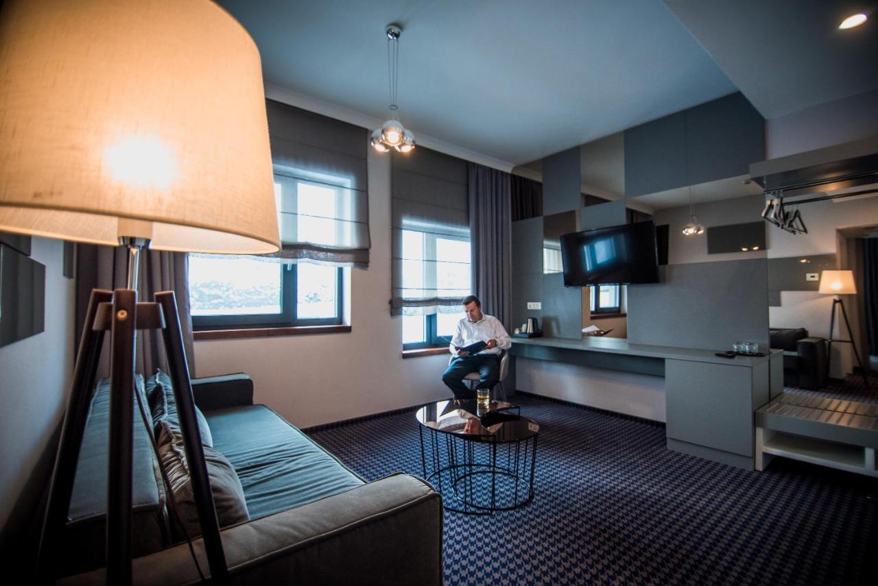 Element Hotel Gyulafehérvár Kültér fotó