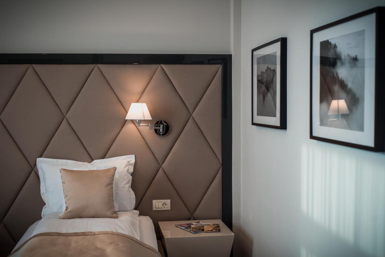 Element Hotel Gyulafehérvár Kültér fotó