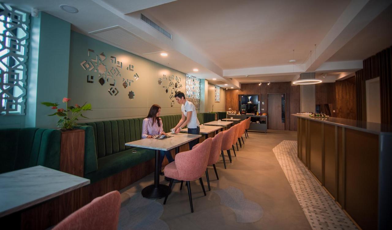 Element Hotel Gyulafehérvár Kültér fotó