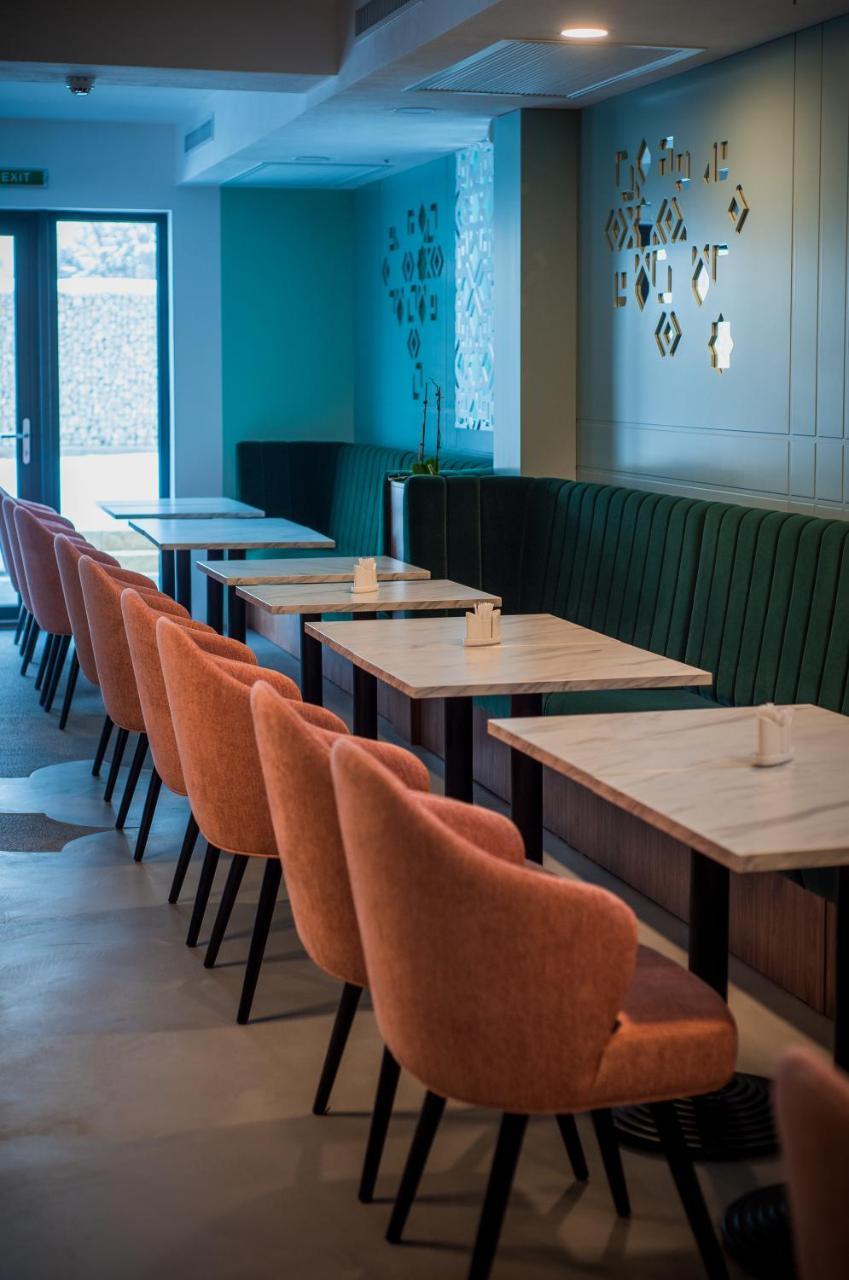Element Hotel Gyulafehérvár Kültér fotó